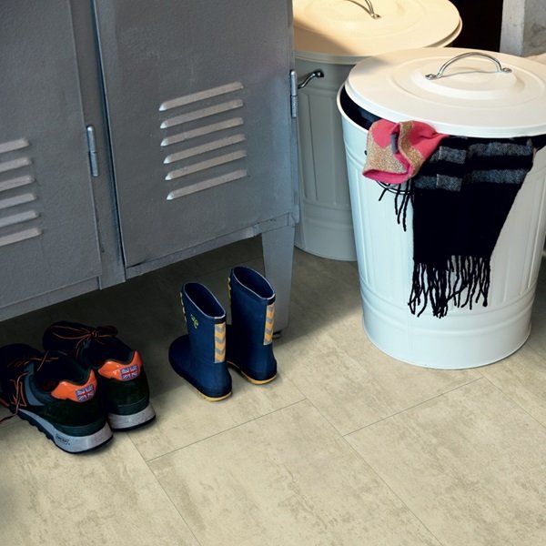 Кварцвиниловая плитка Pergo клеевая Optimum Glue Tile Травертин кремовый V3218-40046 1305×327×2,5